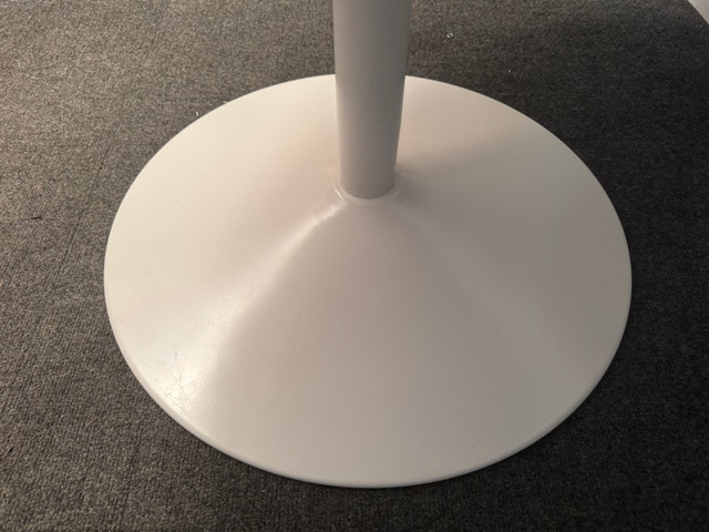 CB2 Odyssey White Round Table and 2 Chairs - photo 4