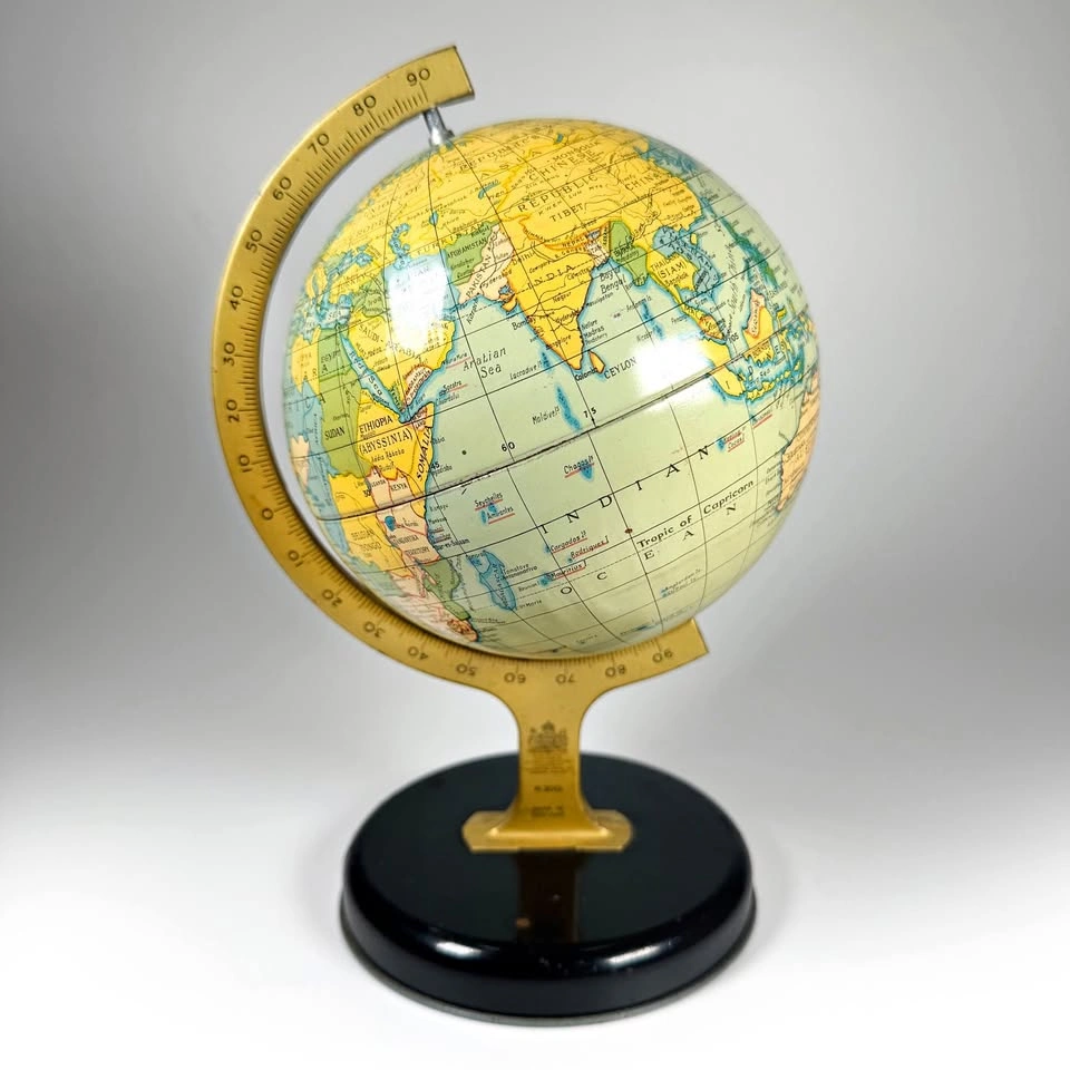 Vintage ~1950 Tin Toy Globe