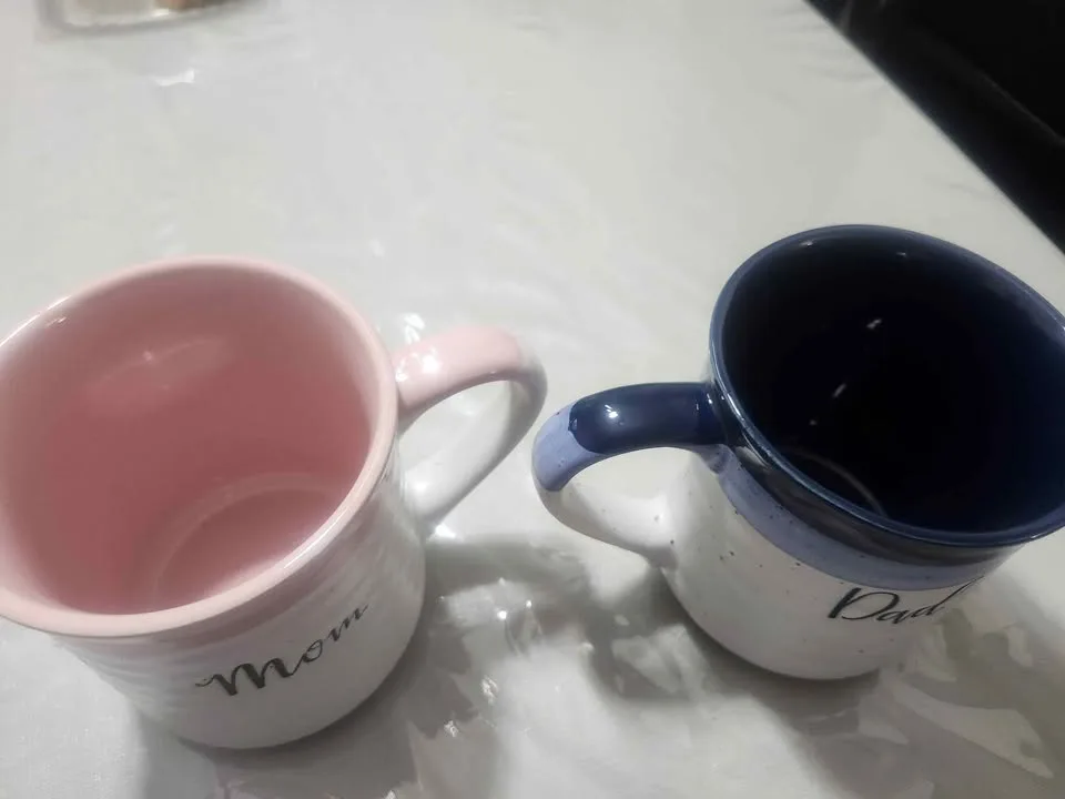 ✨ Mom & Dad Matching Stoneware Mugs – Set of 2 ✨ image indicator(4)