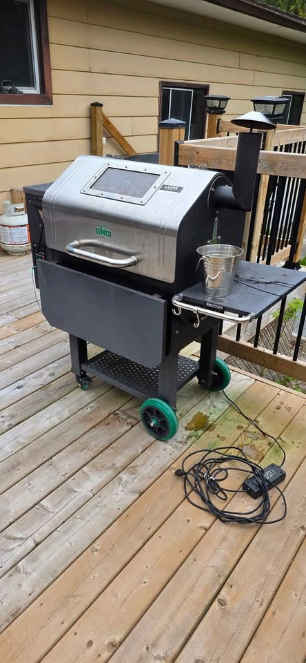 GMG Ledge Pellet Grill Smoker with Cover & New Thermal Blanket - photo 2
