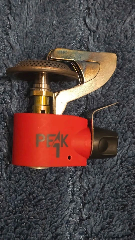 Coleman Peak 1 Camping Stove w/ Fuel Canisters - photo 3