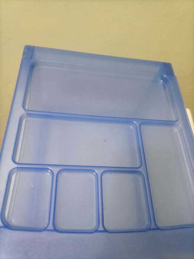 Storage box