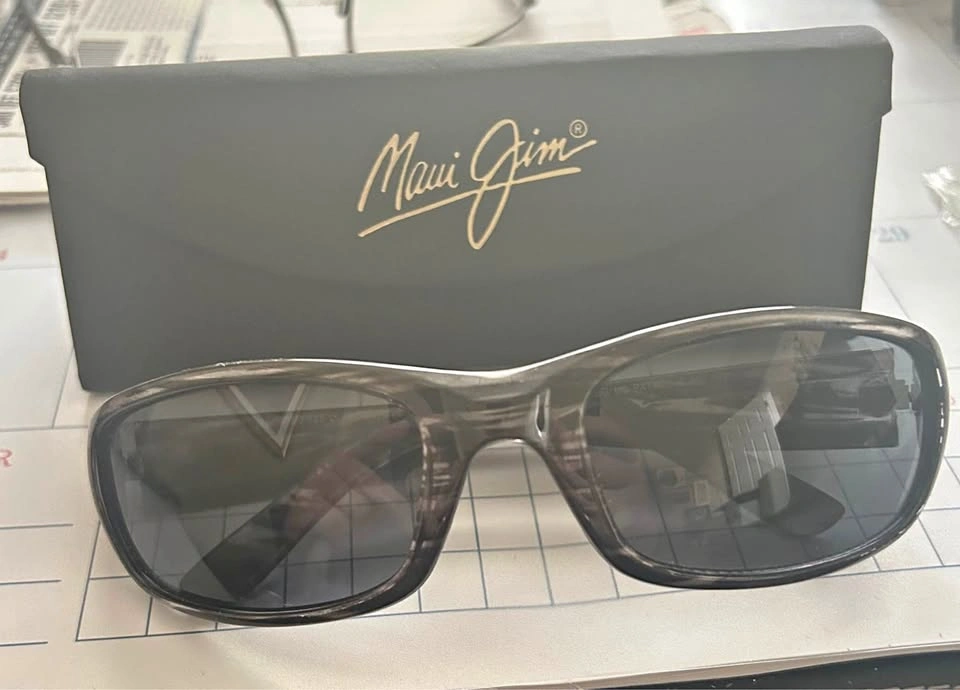 Maui Jim MJ-123-11 UNISEX Rectangular Polarized Sunglasses
