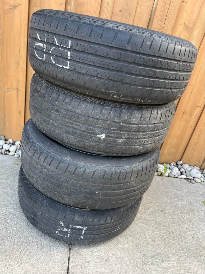 225 65 17 Honda CRV Rims and Tires - photo 2