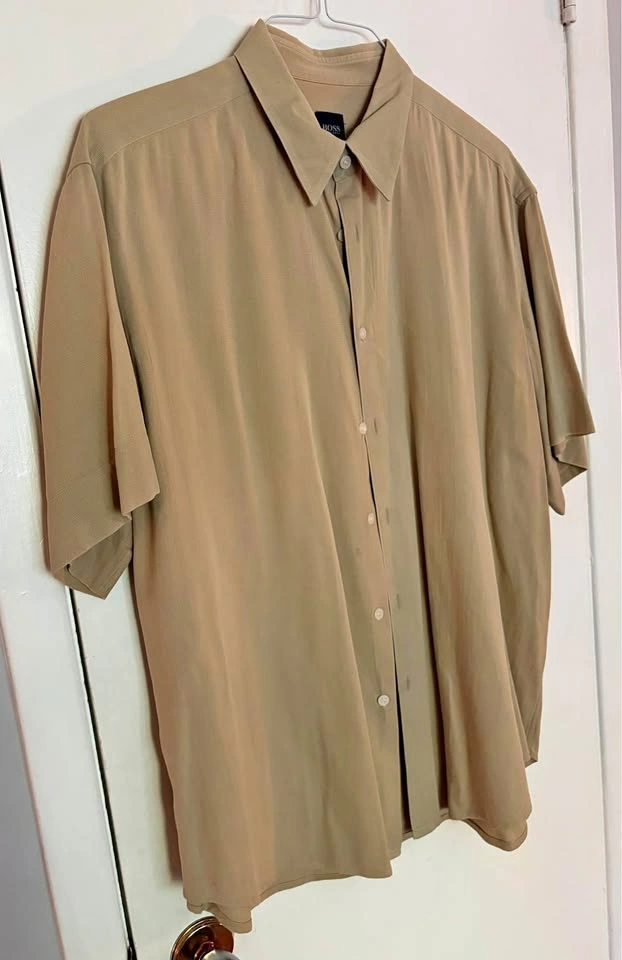Hugo Boss Short Sleeve Button-Down Shirt - Tan / Beige. Size XL.