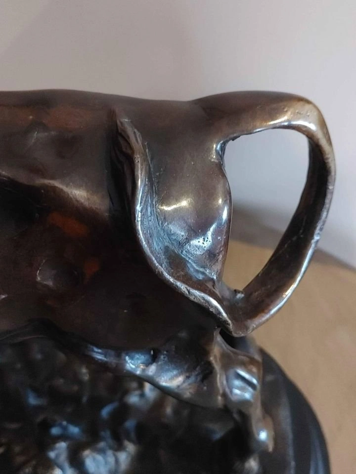 Patinated Bronze Statue of Bull - photo 5