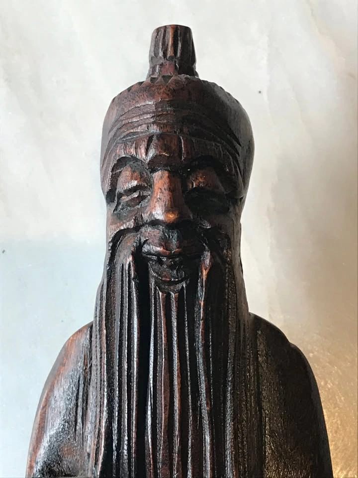 Carved Wooden Sculpture - Asian Wiseman - photo 2