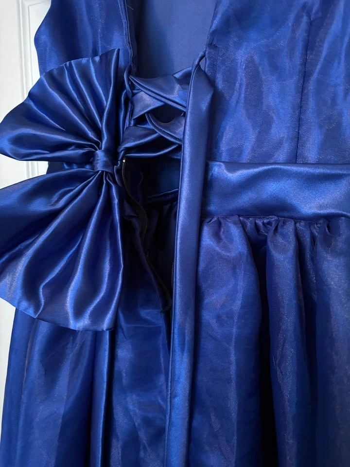 Royal Blue Kid’s Gown - photo 4