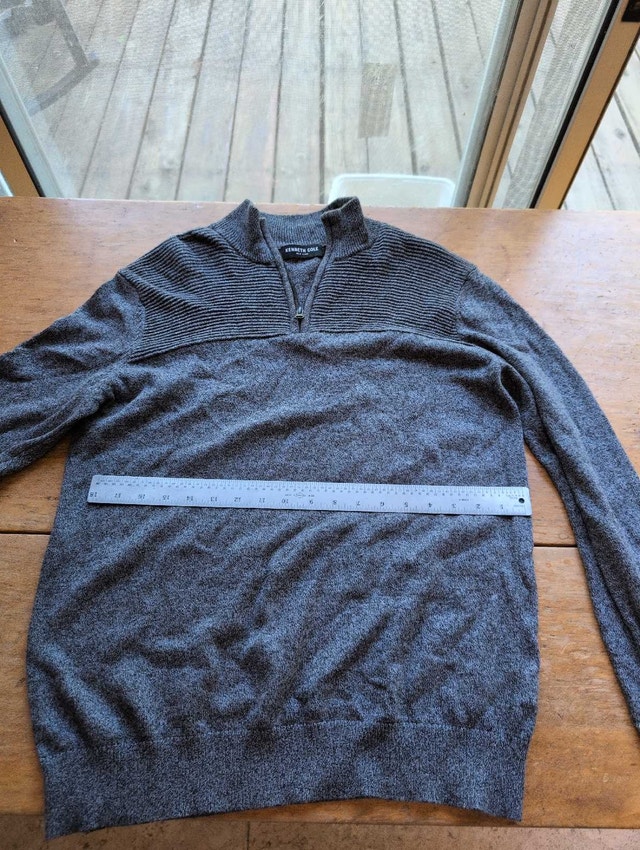 Kenneth Cole Sweater mens medium