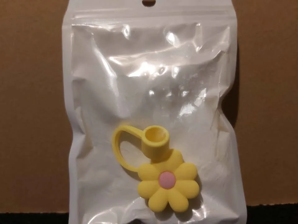 Stanley Quencher H2.0 30oz Tumbler - New w/ Flower image indicator(6)