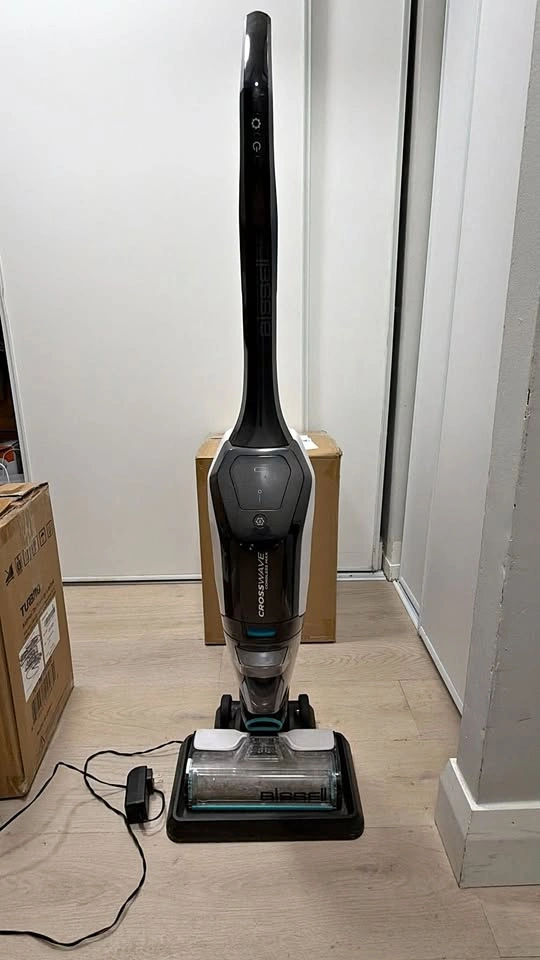 Bissell CrossWave Cordless Max Multi-Surface Wet/Dry Vacuum