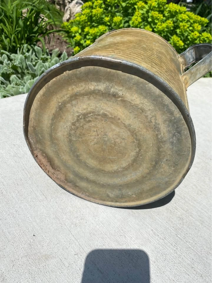 Metal Watering Can - photo 4