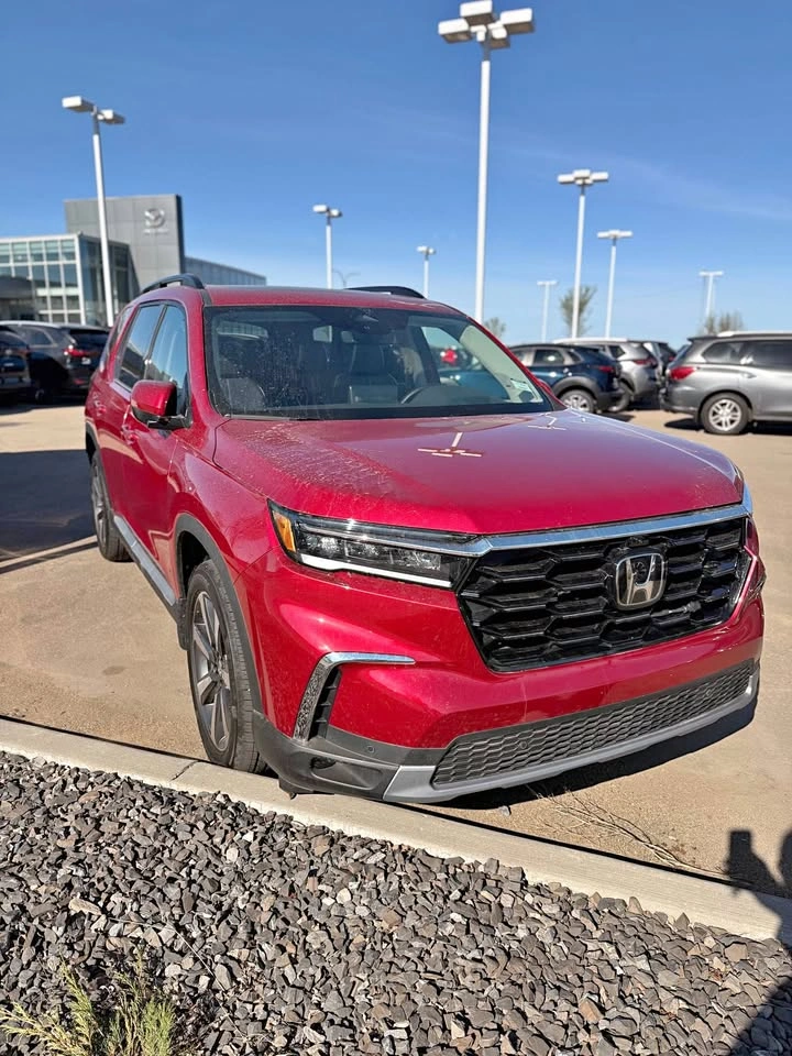 2025 Honda Pilot Touring AWD