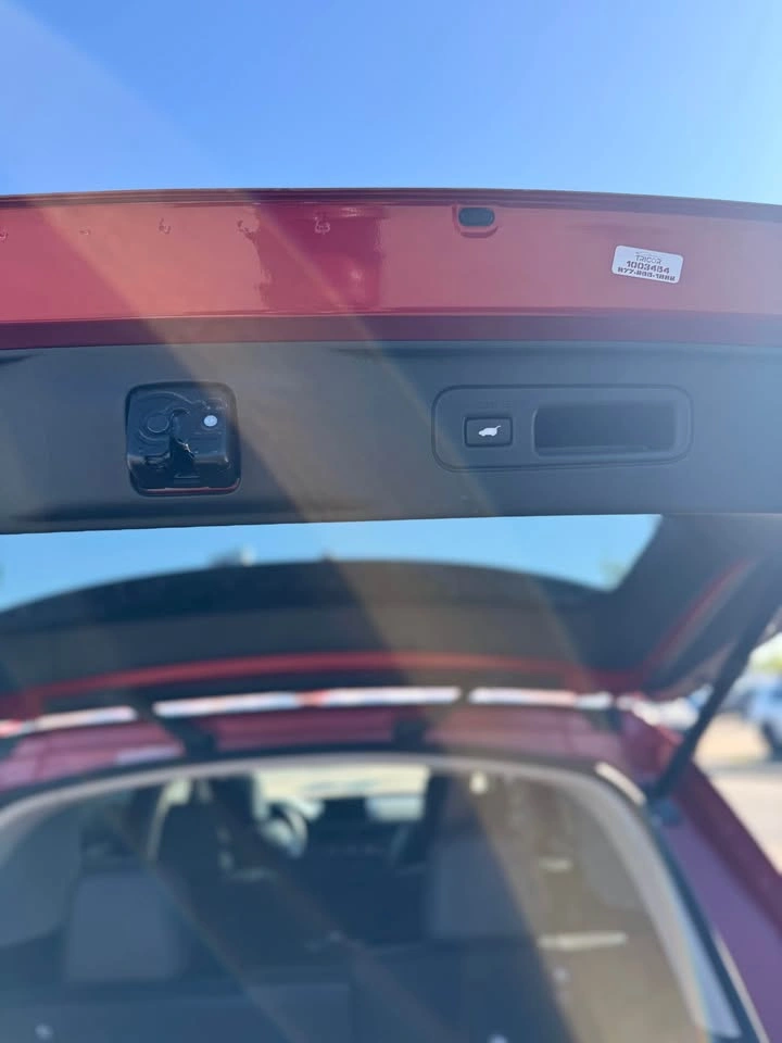 2025 Honda Pilot Touring AWD - photo 4