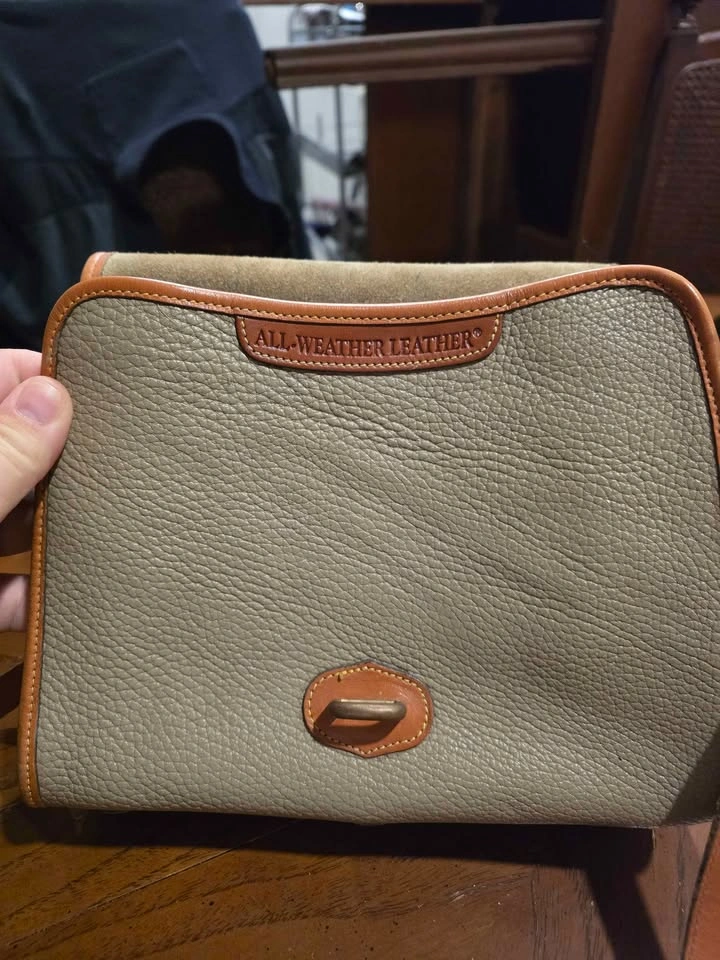 Vintage Dooney & Bourke AWL Essex Flap Crossbody Bag - photo 5