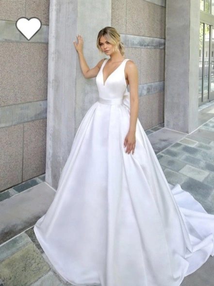 Enzoani Bridal Gown - Size 6 - Elegant Satin A-Line with Bow Bac - photo 3