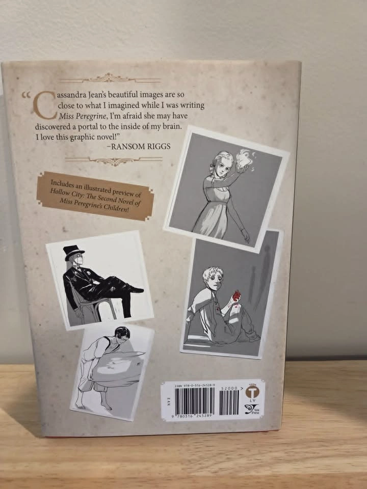 Miss Peregrine's Home for Peculiar Children (Graphic Novel) - photo 2