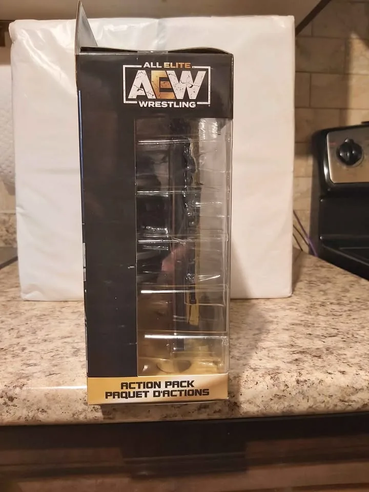 AEW- Action pack Accessories set Unrivaled collection series 2 image indicator(3)