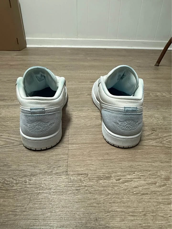 Air Jordan 1 Low White Light Grey Sneakers US 10.5 - photo 2