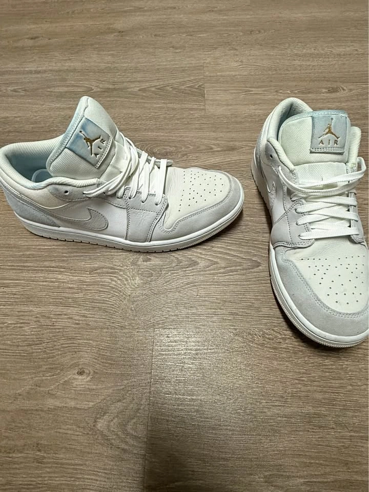 Air Jordan 1 Low White Light Grey Sneakers US 10.5 - photo 3
