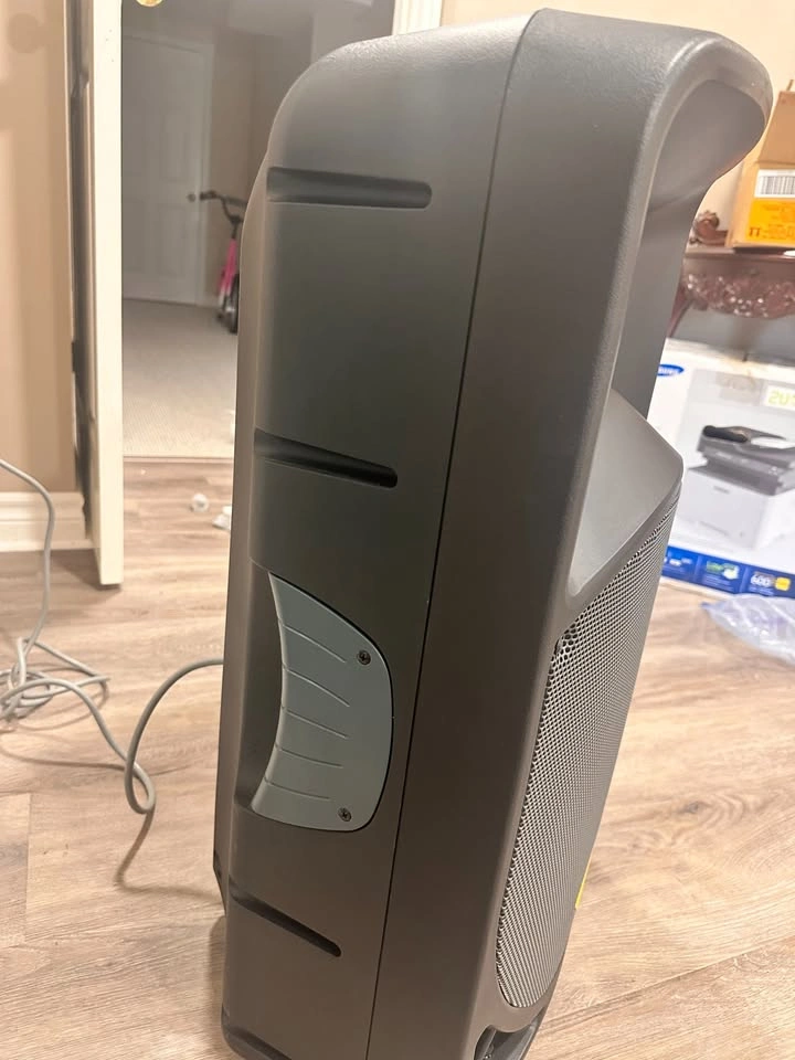 Behringer Eurolive B115D 1000W 15" Powered PA Speaker - photo 4