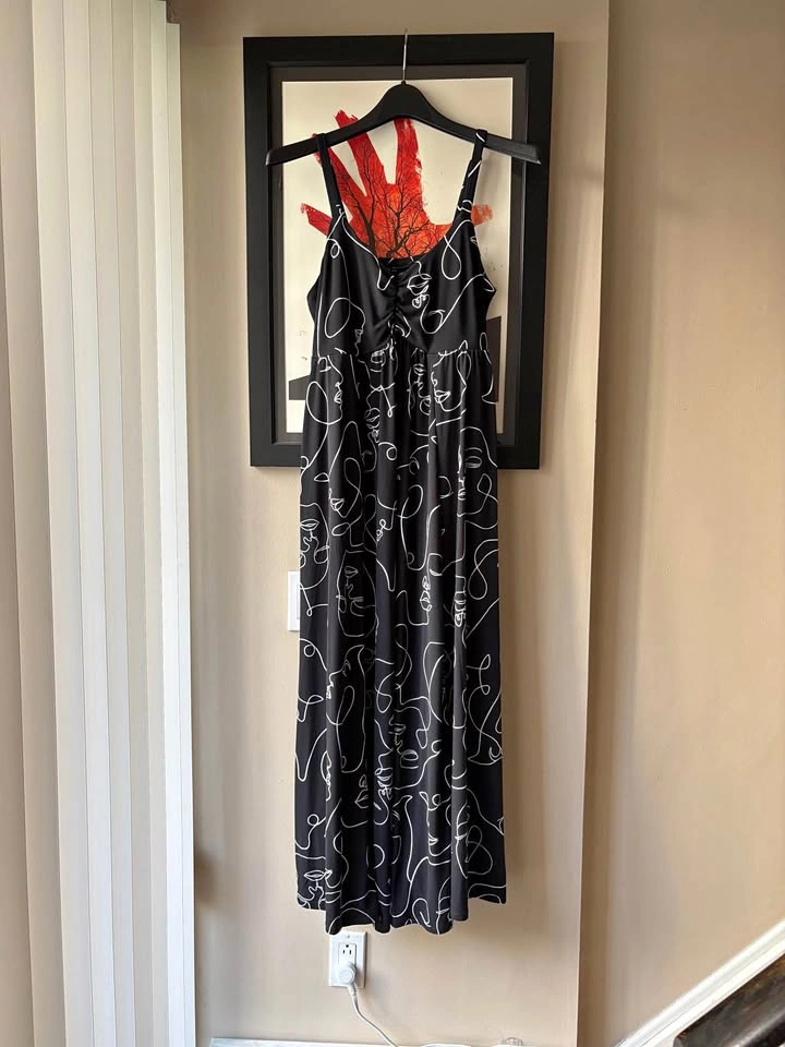 Black and White Abstract Face Print Maxi Dress with Pockets