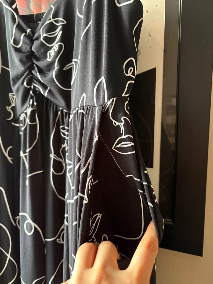 Black and White Abstract Face Print Maxi Dress with Pockets - photo 4