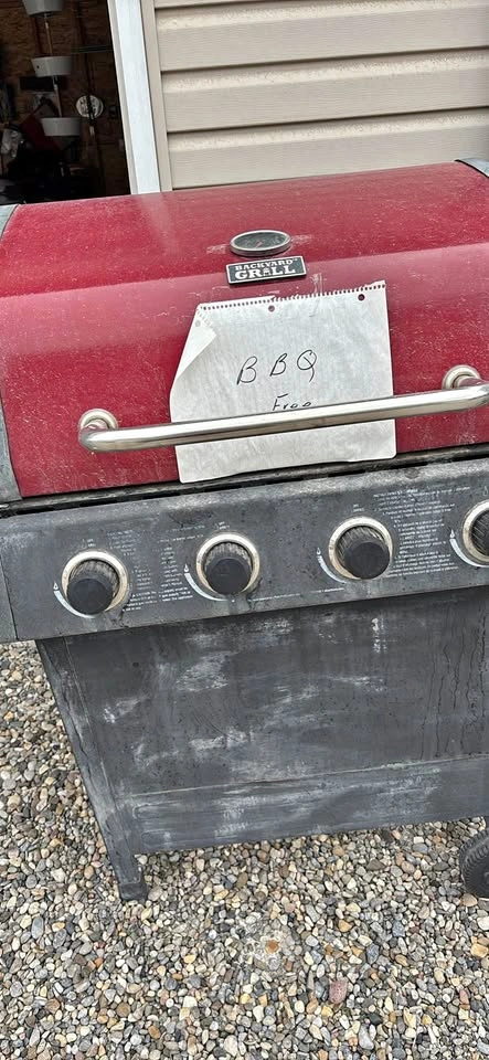 BACKYARD GRILL BBQ Free