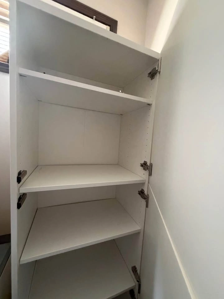 IKEA Besta Shelf with Doors - photo 2