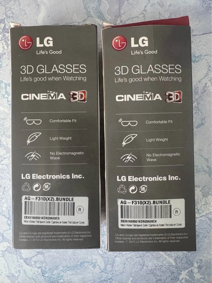 LG 42 inch Cinema 3D TV 42LM3400 with 3D glasses - photo 5