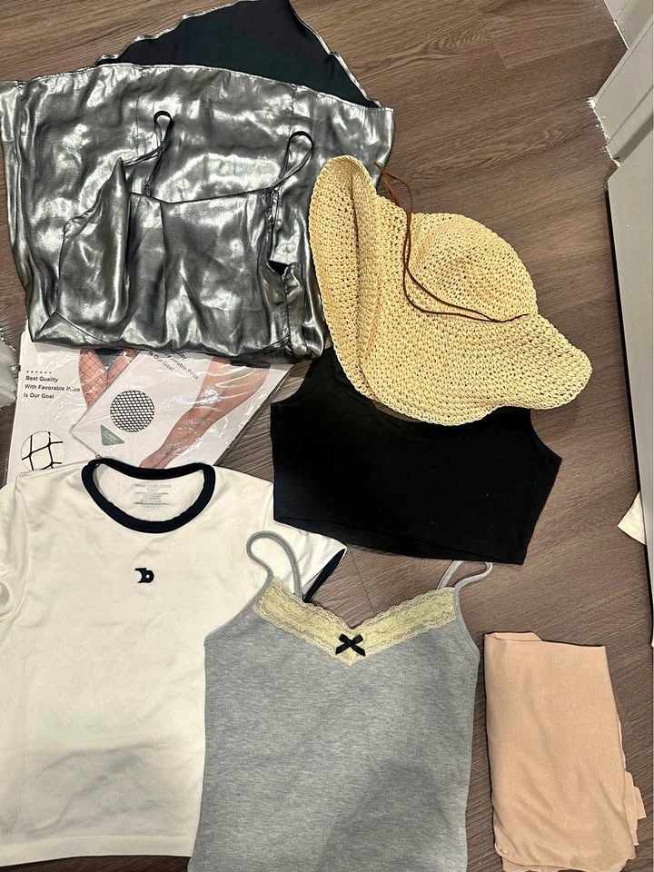 Moving! $5 lot