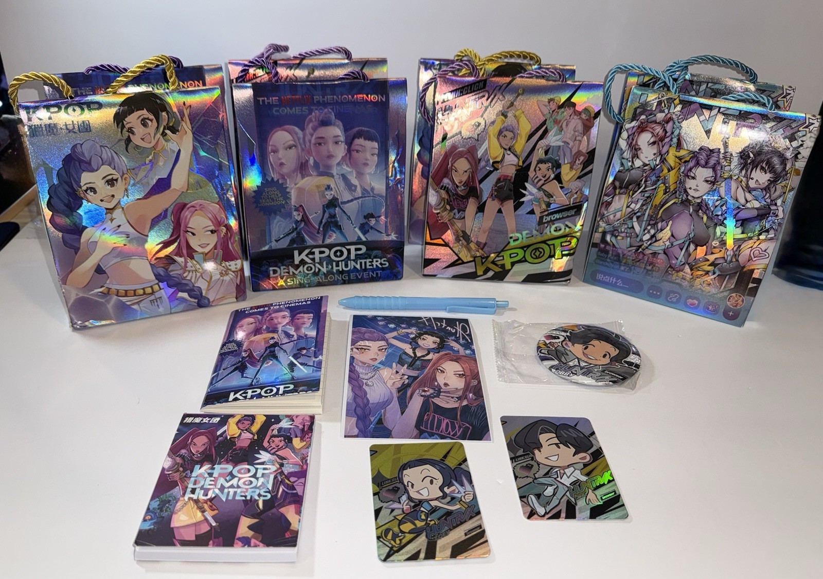 KPOP Demon Hunters Animation Collectible Gift Bag Set