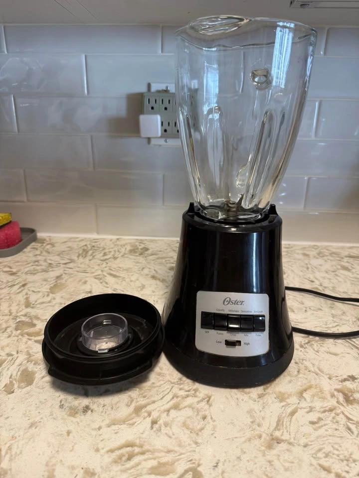 Oster 8 Speed Blender - photo 2
