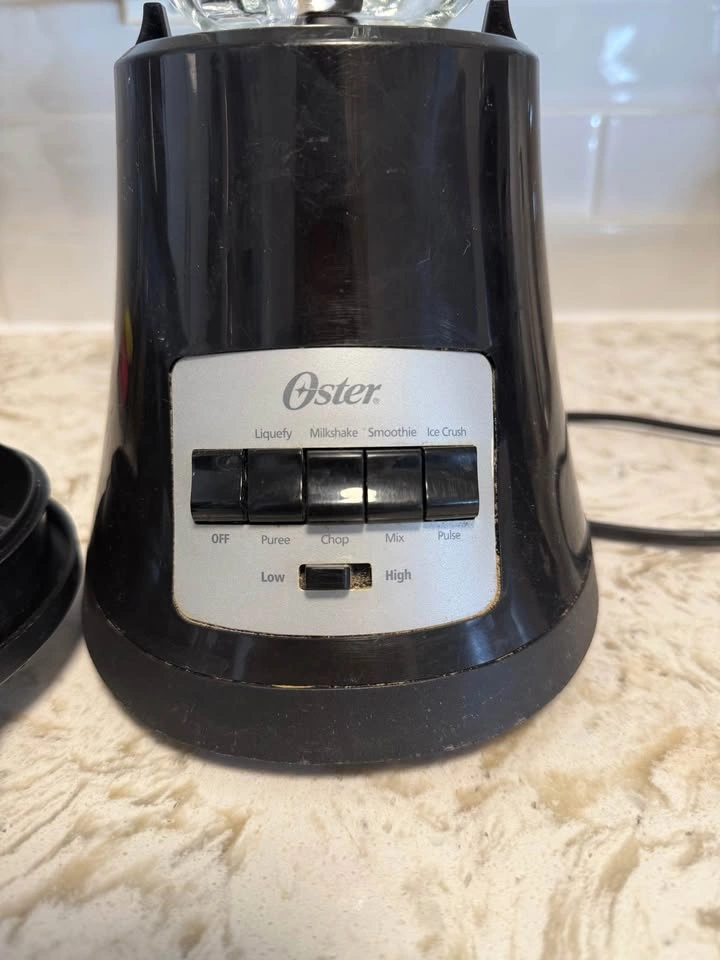 Oster 8 Speed Blender - photo 3