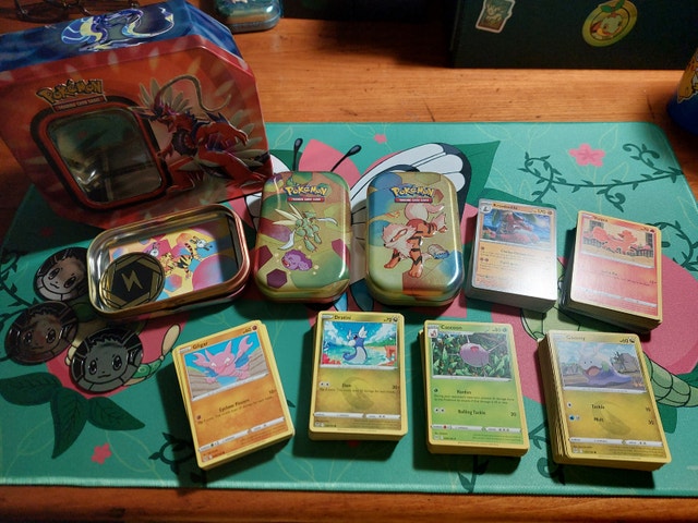 300+ Pokemon Cards with Tins - Sword & Shield Era