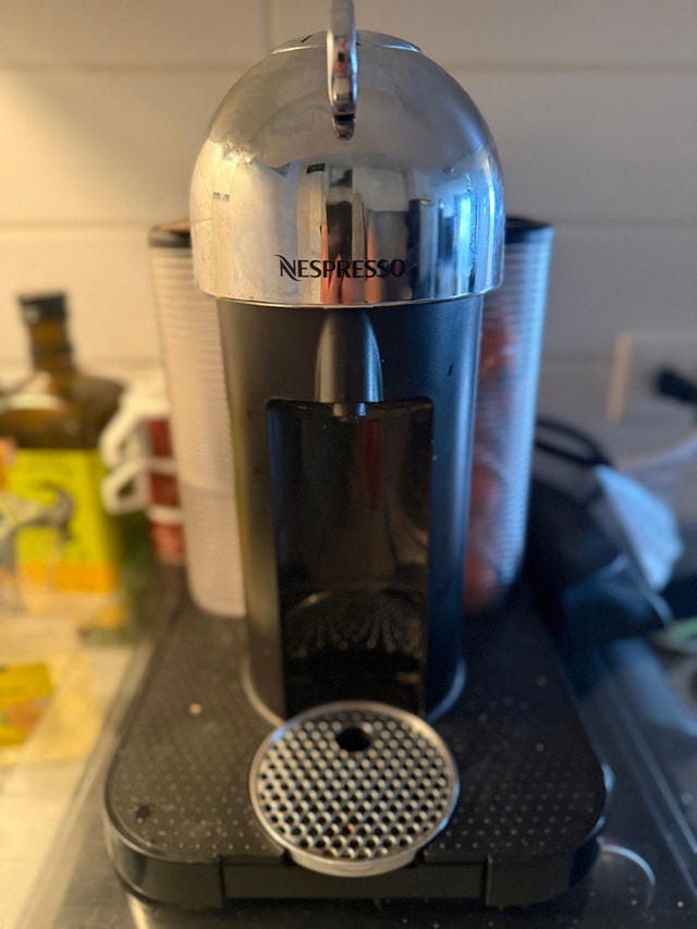 Nespresso Vertuo Machine - photo 2
