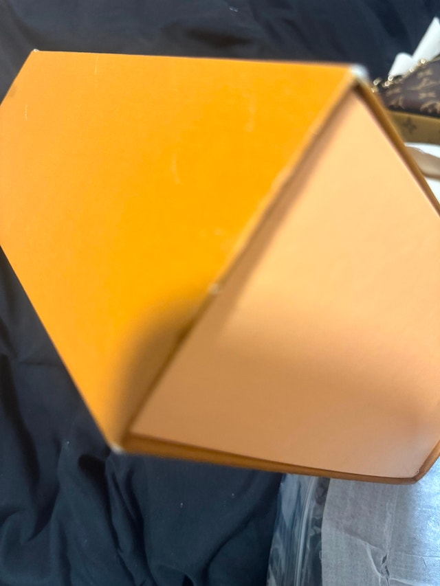 Authentic Louis Vuitton Box - photo 4