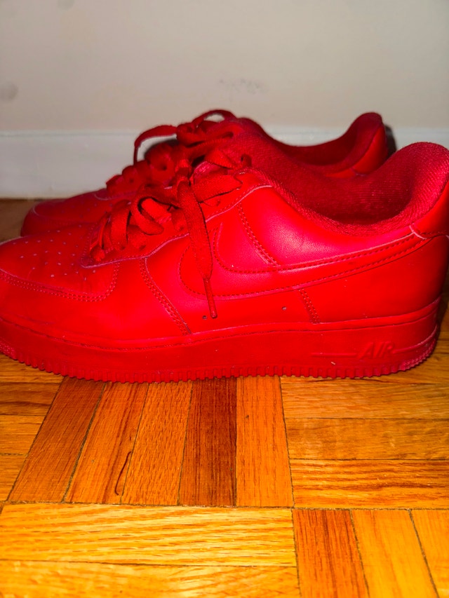 Air Force 1’s Red Shoes