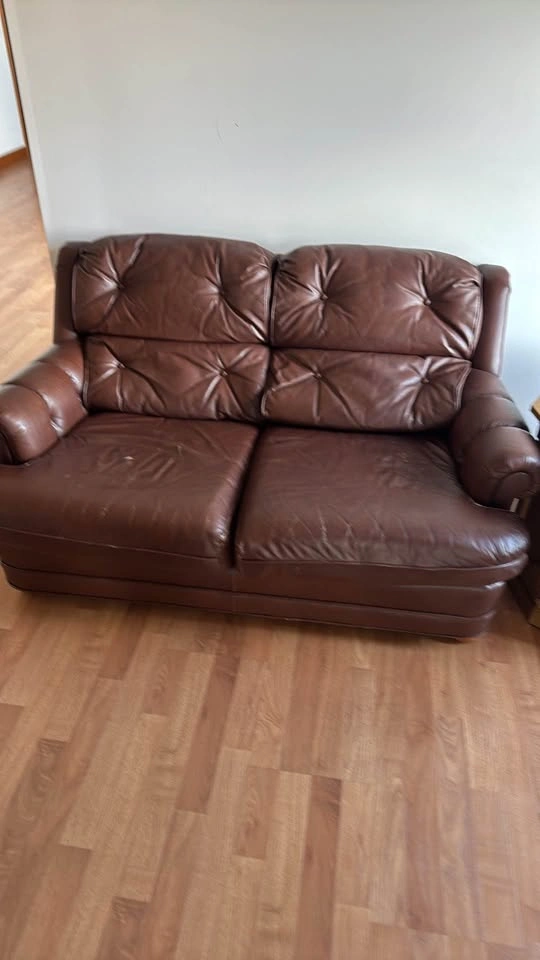 Leather loveseat, chair, and ottoman - photo 2
