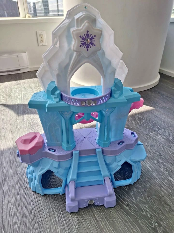 Elsa Castle Fisher-Price Little People