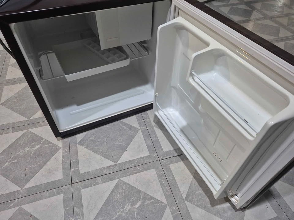Absocold Company Mini Refrigerator - photo 2
