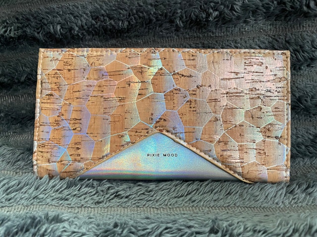 EUC: Vegan/Recycled Pixie Mood Wallet