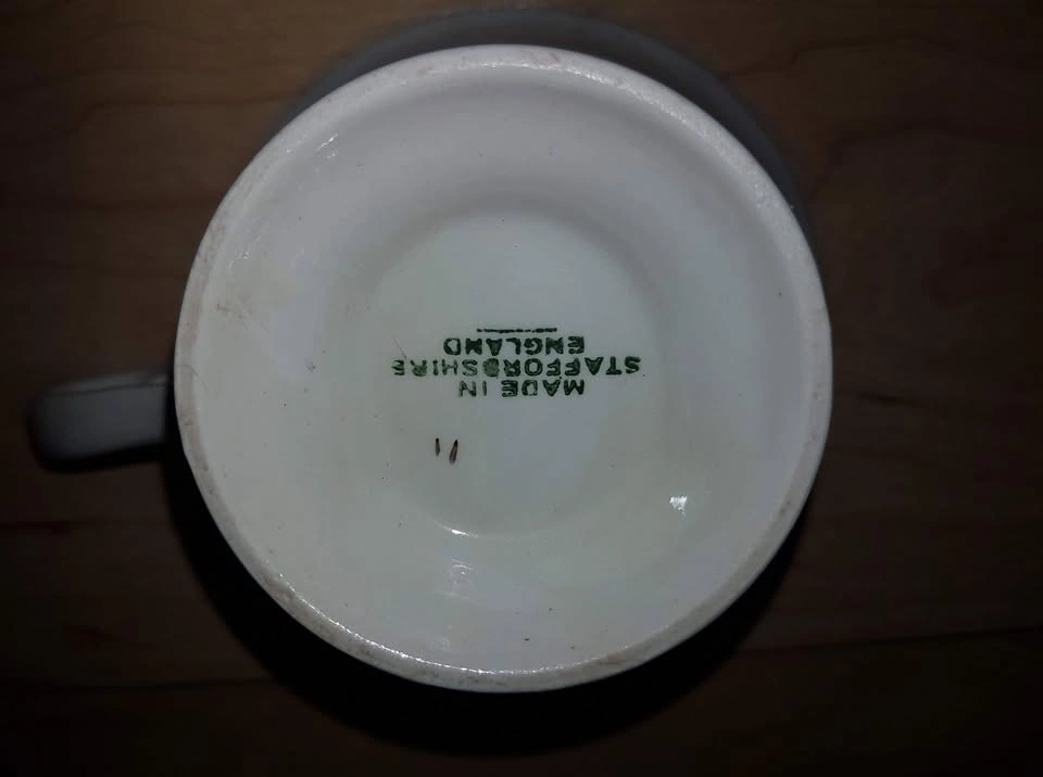 Vintage Staffordshire England Winking Face Teacups - Pair - photo 4