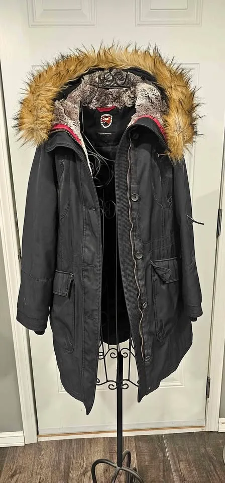 Women's winter coat thumbnail