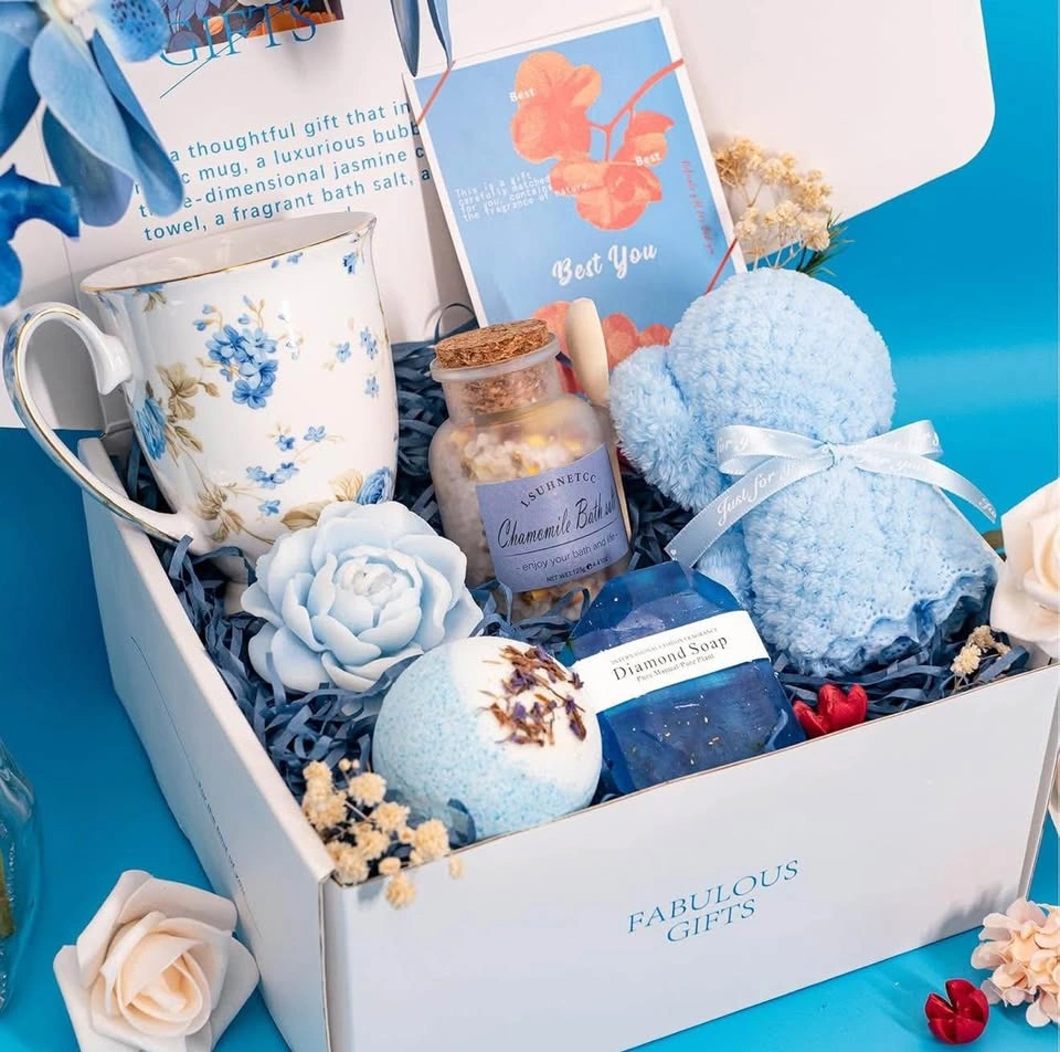 [MSRP $50] NEW Relaxing Spa Self Care Gift Box for Women - photo 2