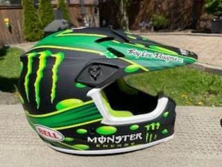 Bell MX-9 DOT Dirt Bike Helmet / Monster Energy Graphics - photo 2