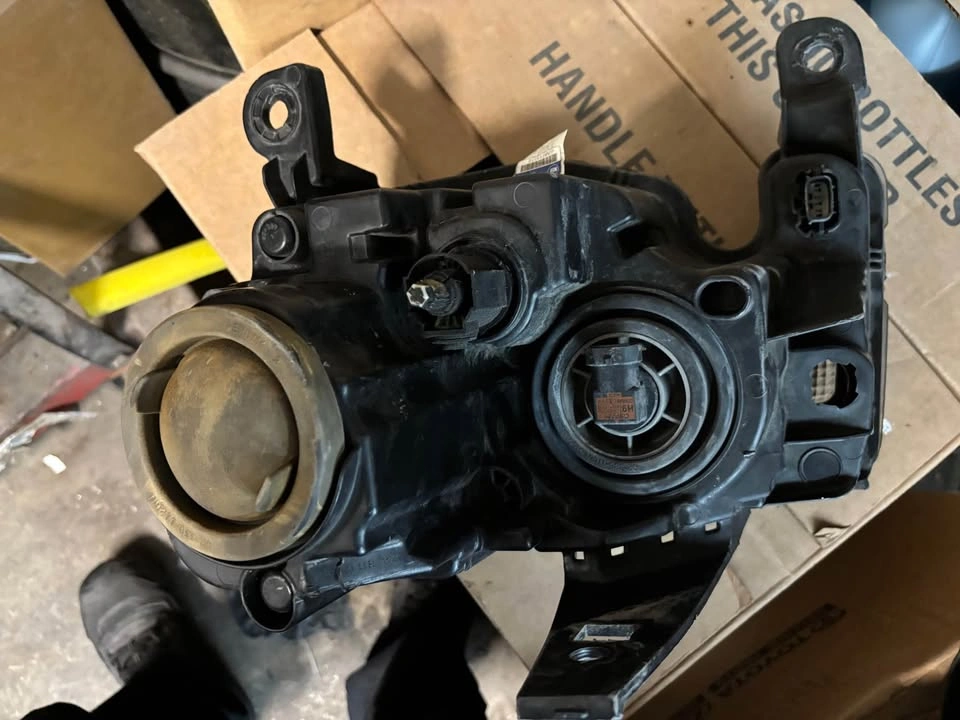 2017-2021 Jeep Grand Cherokee Passenger Headlight - photo 2