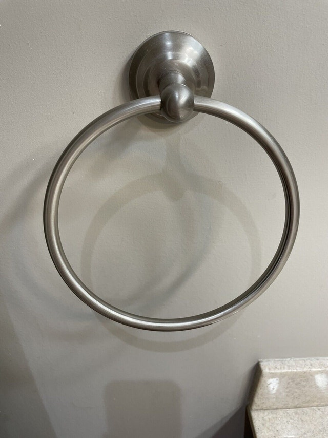 Towel Holder & Toilet Paper Holder - photo 2
