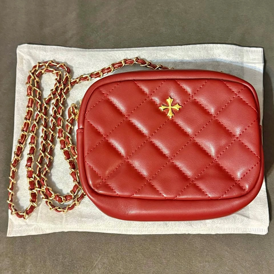 Small Crossbody Bag for Women - Trendy Purse with Adjustable Str