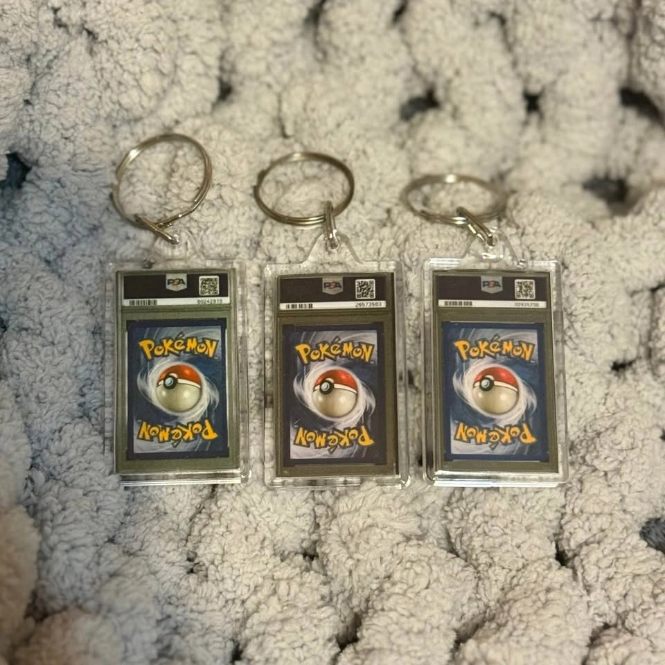 Pokemon PSA 10 Keychains - photo 5